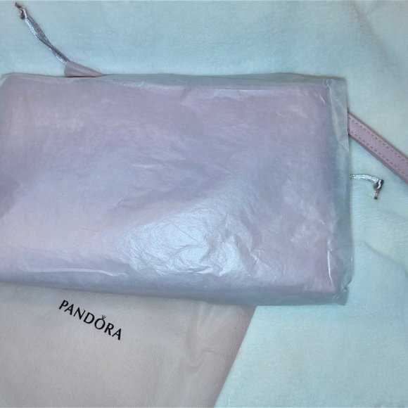 NEW! Pandora Pink Wristlet with Dust Bag - Picture 2 of 7